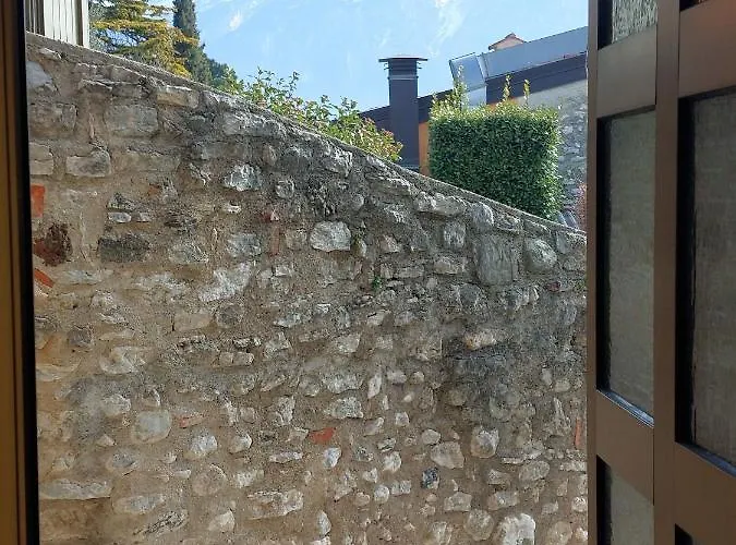 Gio B
